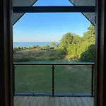 With Sea View In * アリンエ